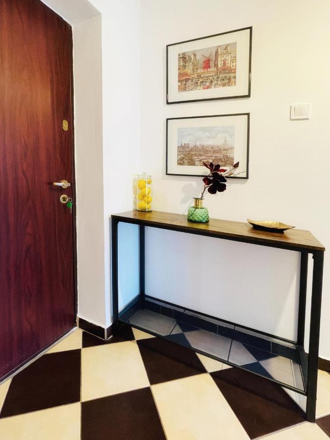 Madra Rentals Bucharest One Екстериор снимка